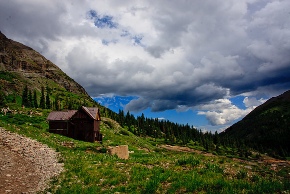 Road to Immogene Pass
